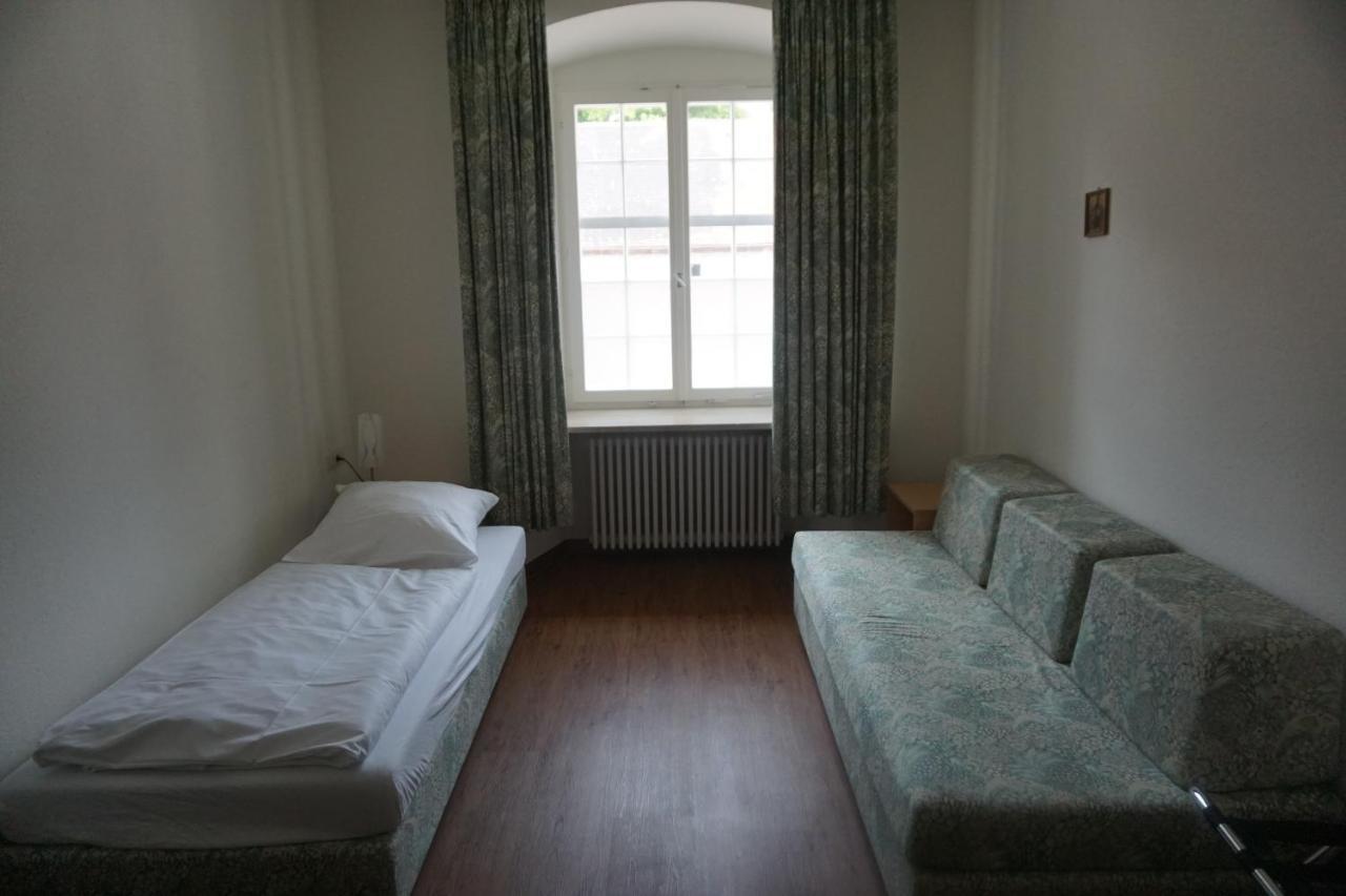 Tagungshaus Im Kloster Neresheim Hotel Esterno foto