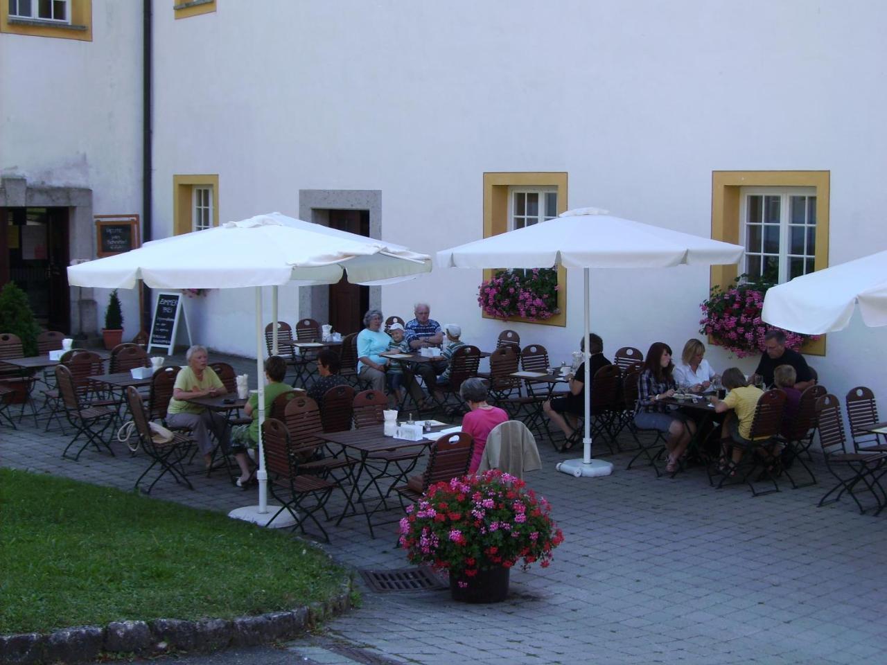 Tagungshaus Im Kloster Neresheim Hotel Esterno foto